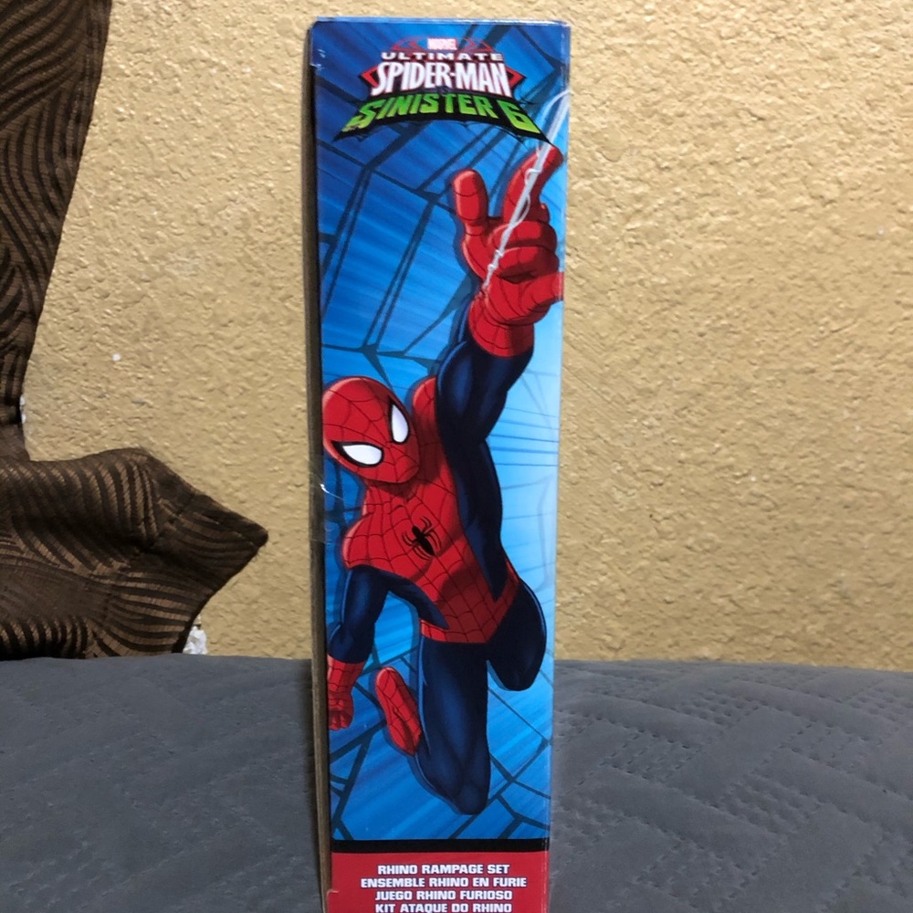Marvel Spider-Man Rhino Rampage Play Set - Picture 4 of 8